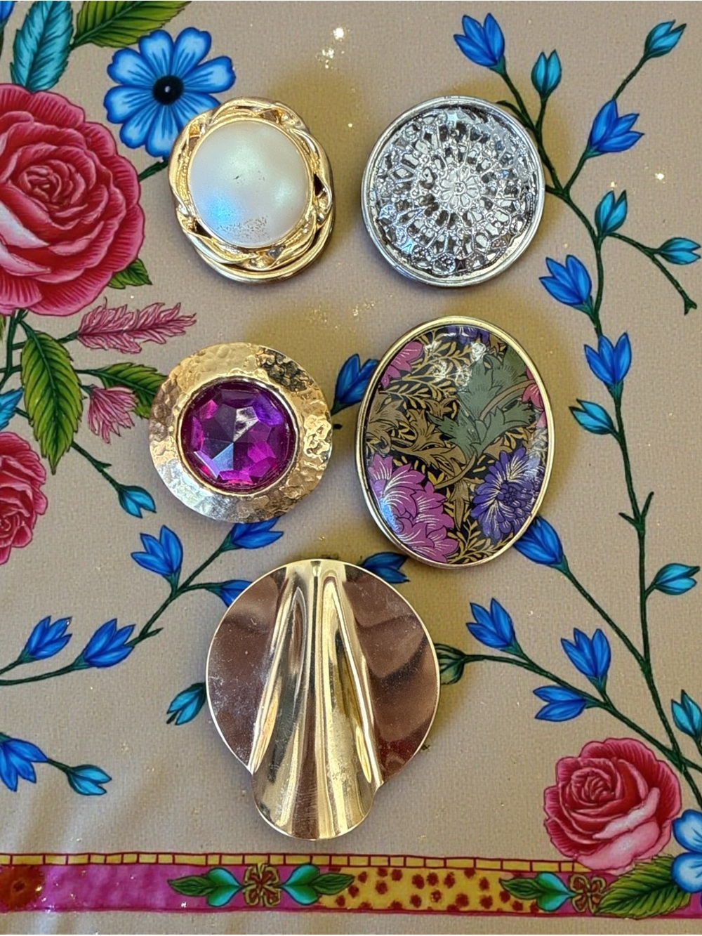 Lot of 5 Vintage Scarf Clips - Picture 3 of 5
